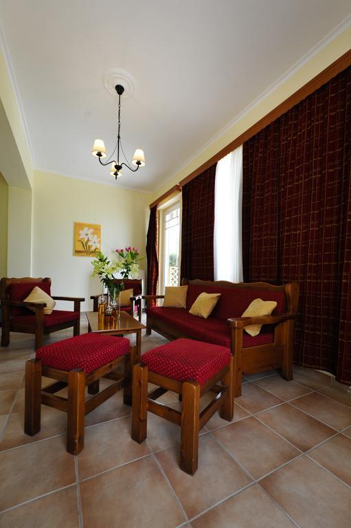 Verga Apartments & Suites Kalamata Eksteriør billede